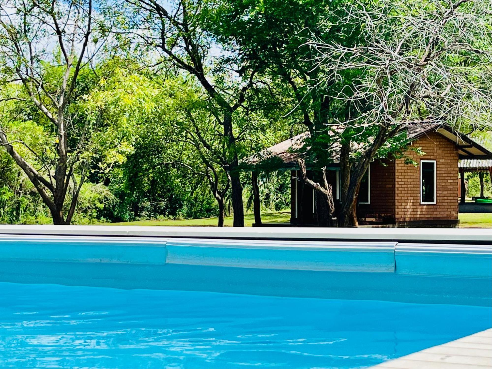 Funky Leopard Safari Lodge Bordering Yala National Park Kataragama Exterior foto